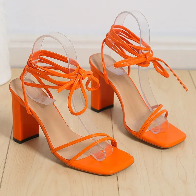 EnchantStrap™ | Betoverende dames enkelband hakken