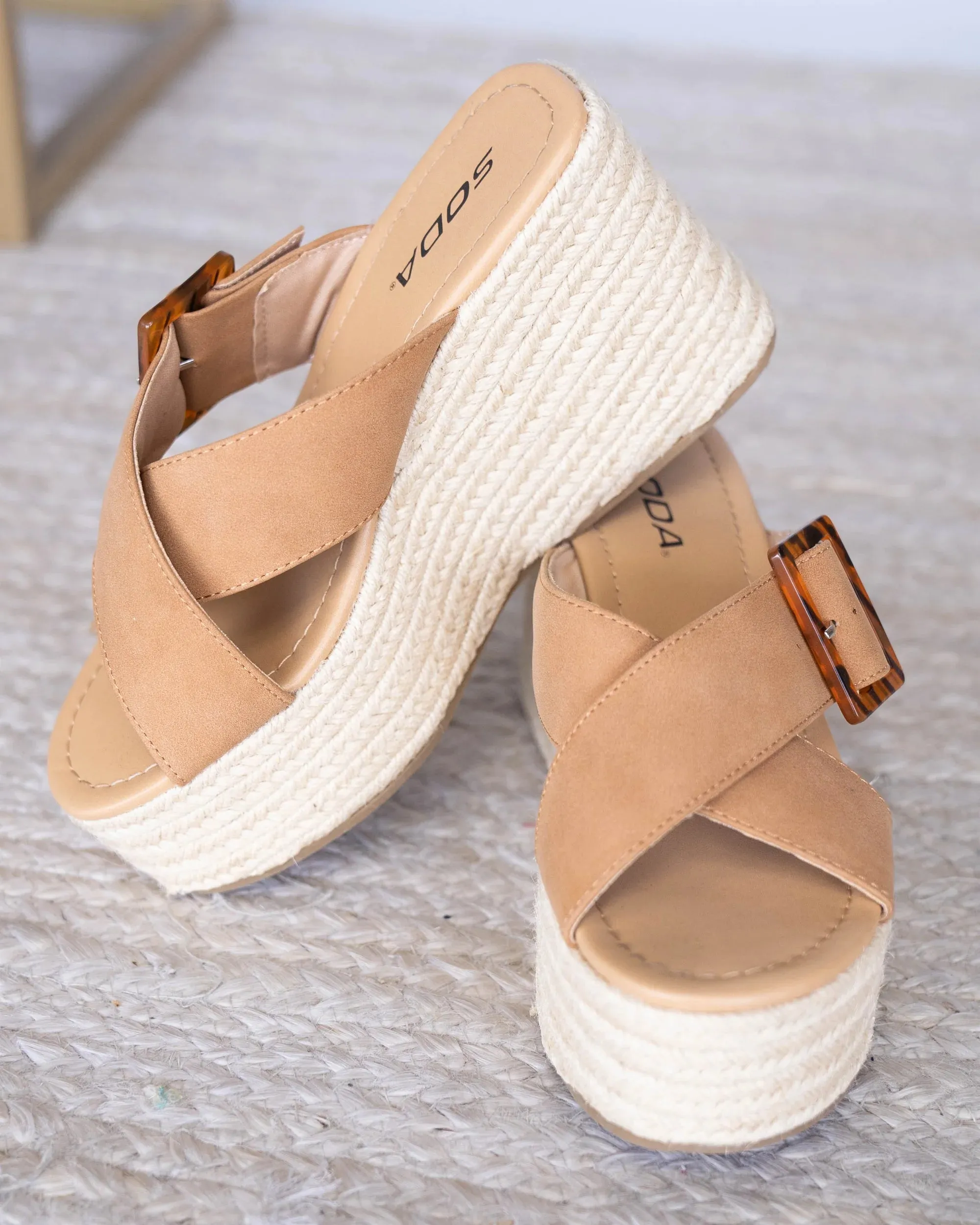 Manta Espadrille Wedge -Tan