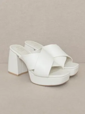 The Right Attitude Bold and Chunky Criss Cross Sandal