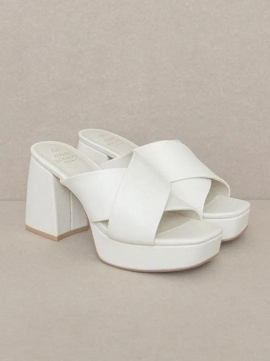 The Right Attitude Bold and Chunky Criss Cross Sandal