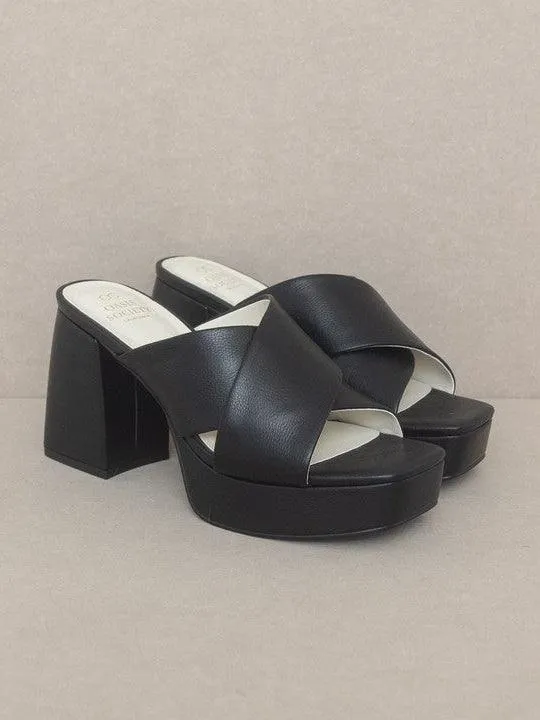 The Right Attitude Bold and Chunky Criss Cross Sandal