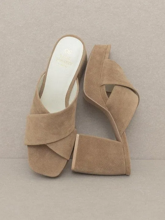 The Right Attitude Bold and Chunky Criss Cross Sandal